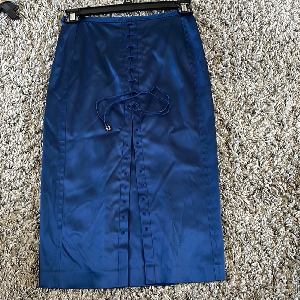 Hugo Boss beautiful blue skirt size M